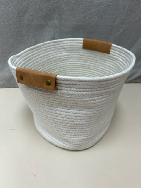 WHITE WEAVE BASKET W/LEATHER HANDLES