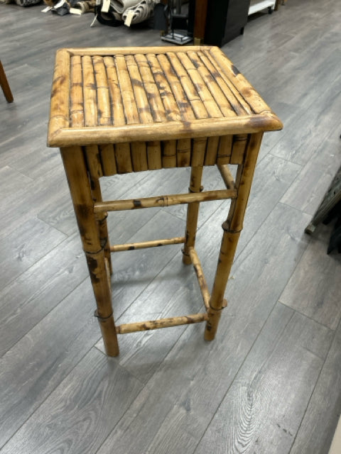 RATTAN SIDE STAND