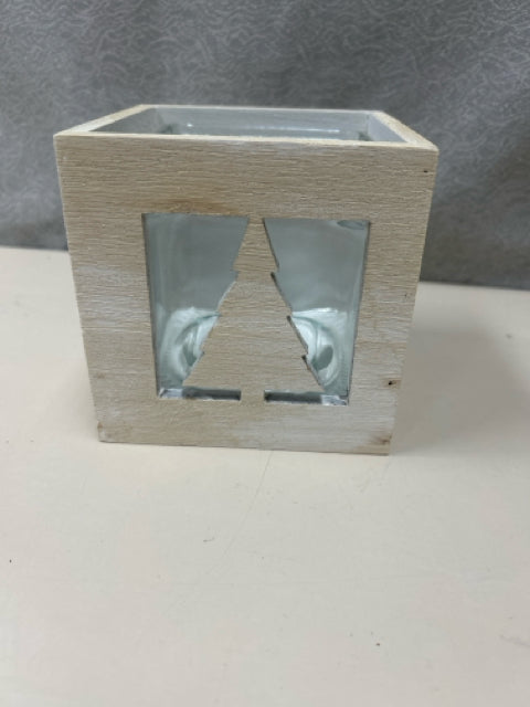 WHITE WOOD TREE CANDLE HOLDER