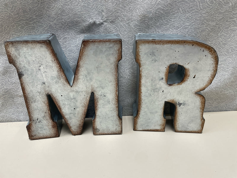 "MR" METAL HANGING LETTERS