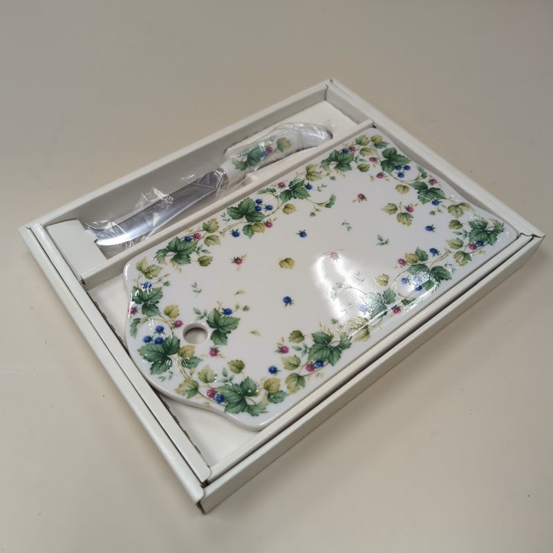 PORCELAIN CHEESE BOARD