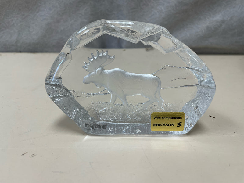 MOOSE GLASS ETCHED PAPERWEIGHT