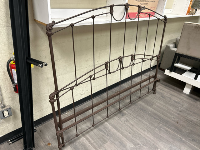BROWN IRON HEAD/FOOT BOARD
