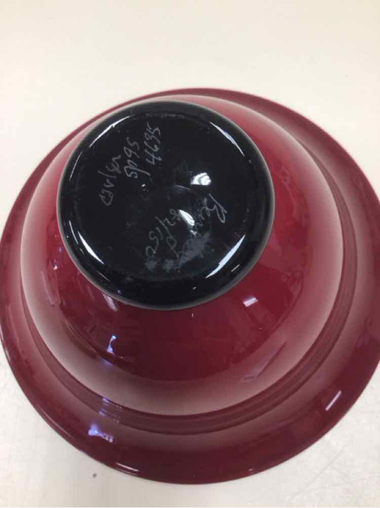 RED BOWL W/SMALL BLACK BASE