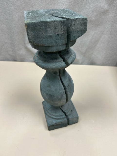 BLUE WOOD CANDLE STAND