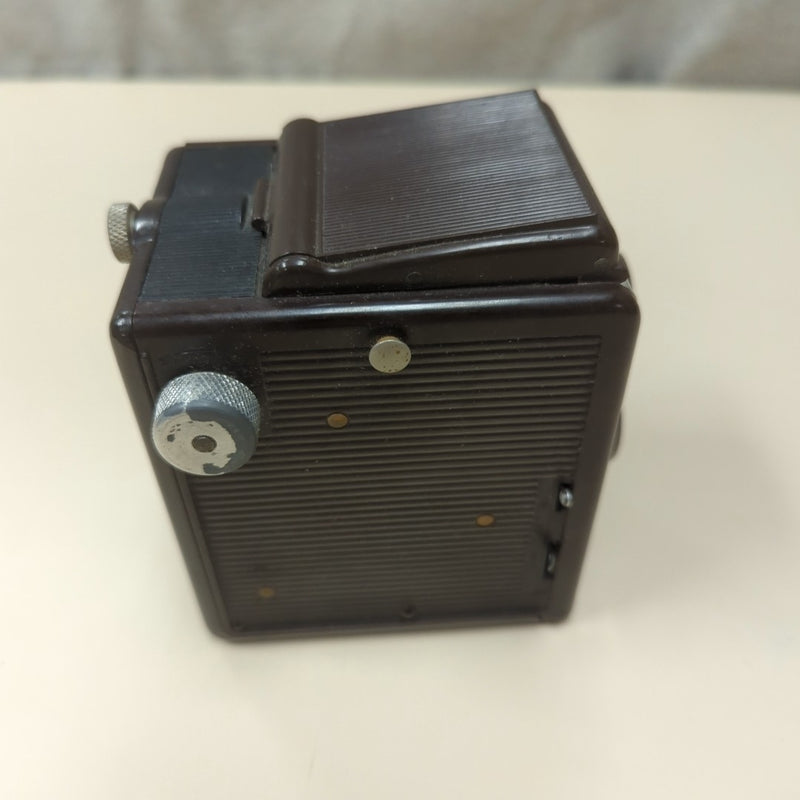 VINTAGE BROWN PLASTIC CAMERA