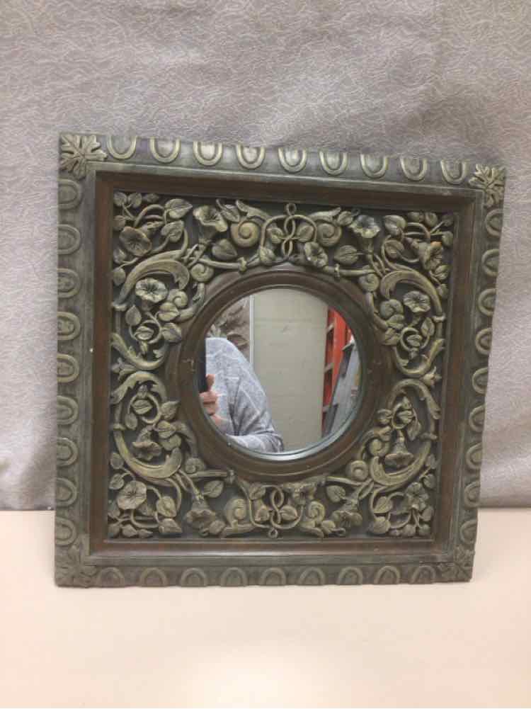 SQUARE LEAVES DESIGN MIRROR