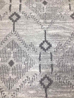GREY DIAMOND DESIGN RUG