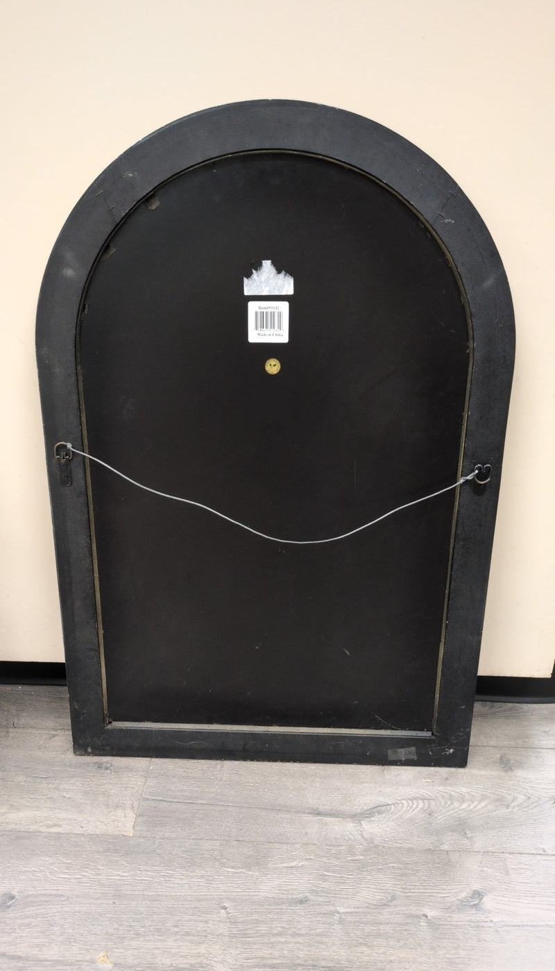 GREY FRAME ARCH CHALKBOARD HANGING