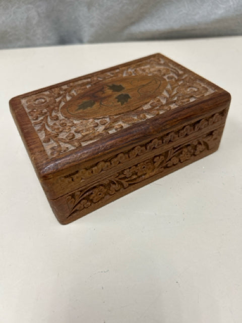 ORNATE CARVED WOOD BOX
