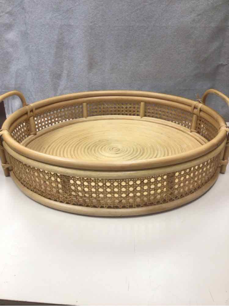 LARGE WOVEN TRAY W/HANDLES