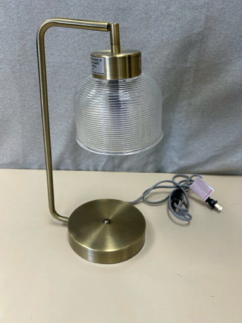 GOLD ANGLED DESK LAMP