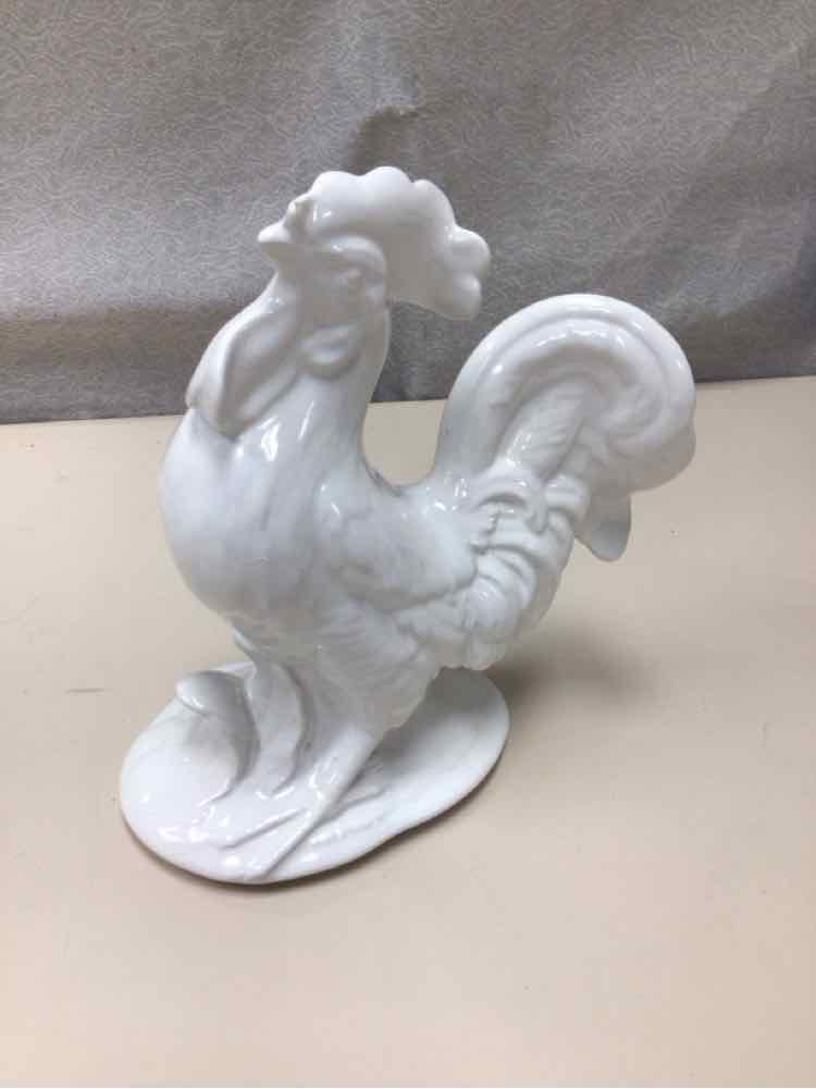 WHITE CERAMIC ROOSTER