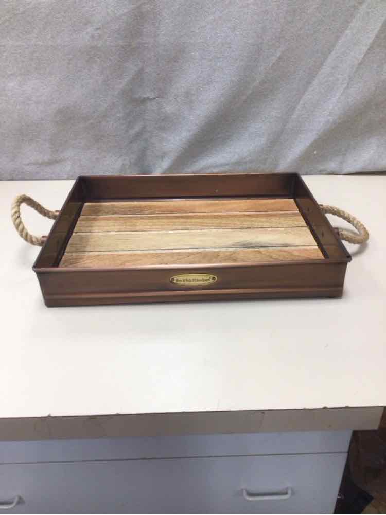 METAL AND WOOD TRAY