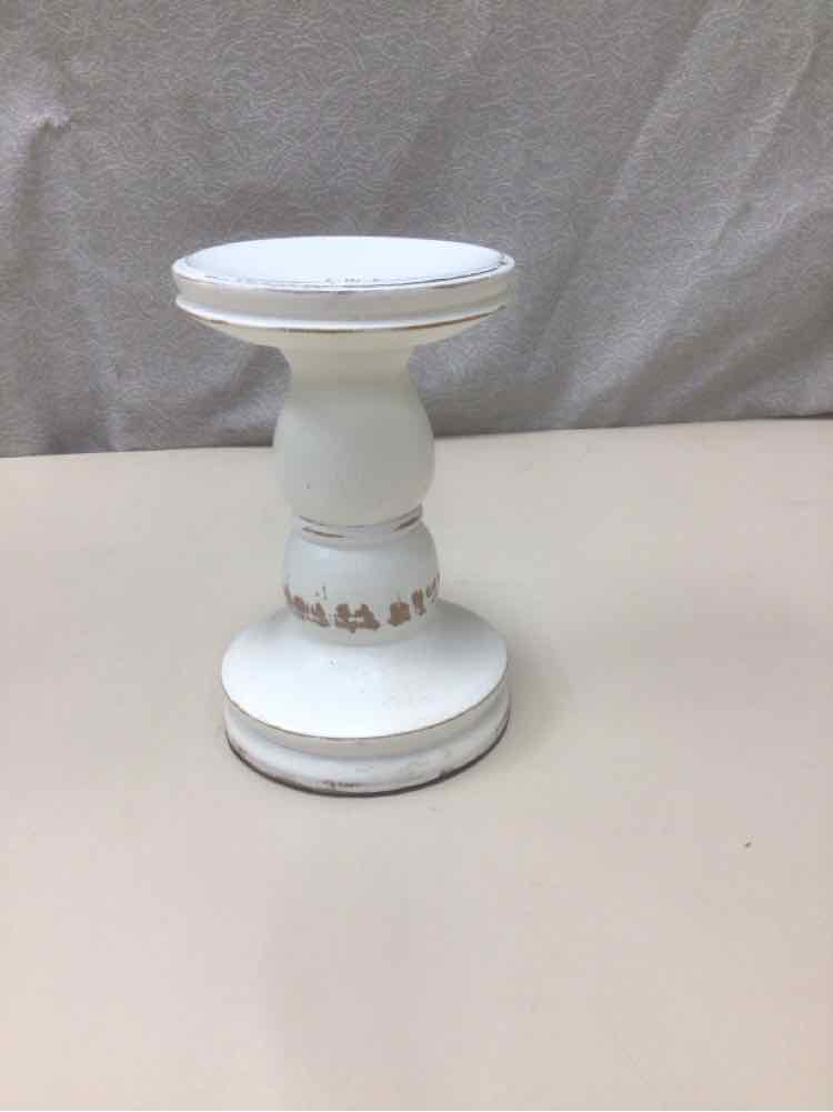 SMALL WHITE CANDLE HOLDER