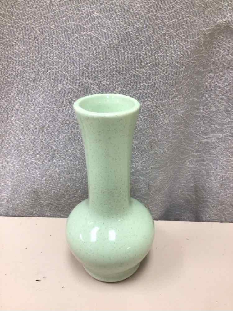 SMALL GREEN SPECKLED VASE