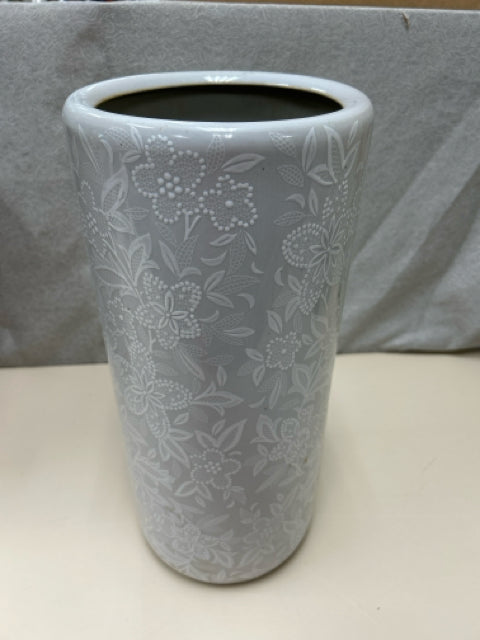 TAL CREAM WHITE CERAMIC VASE