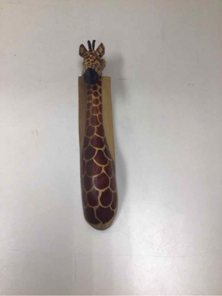HANGING GIRAFFE SCULPTURE