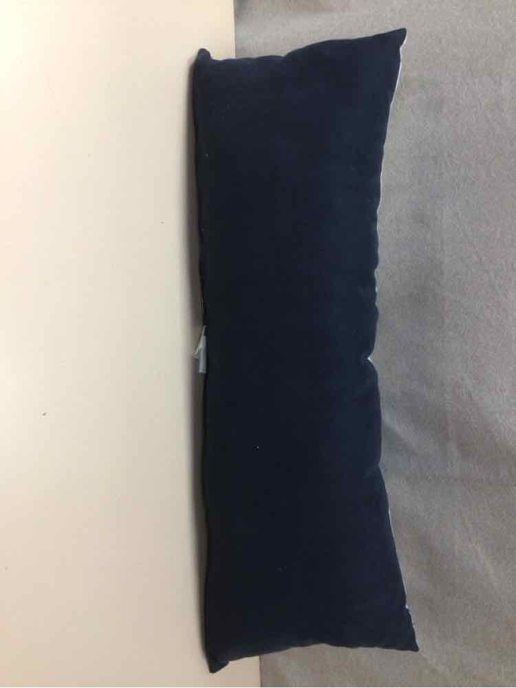 LONG WHITE/BLUE FLORAL PILLOW