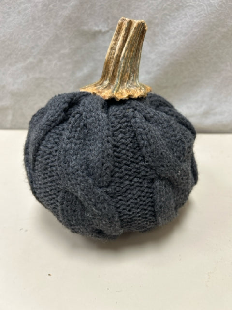 GREY CLOTH PUMPKIN