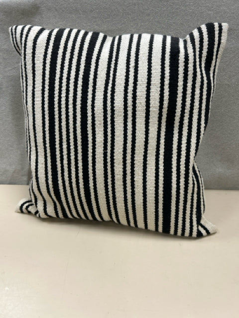 BEIGE/BLACK STRIPED PILLOW