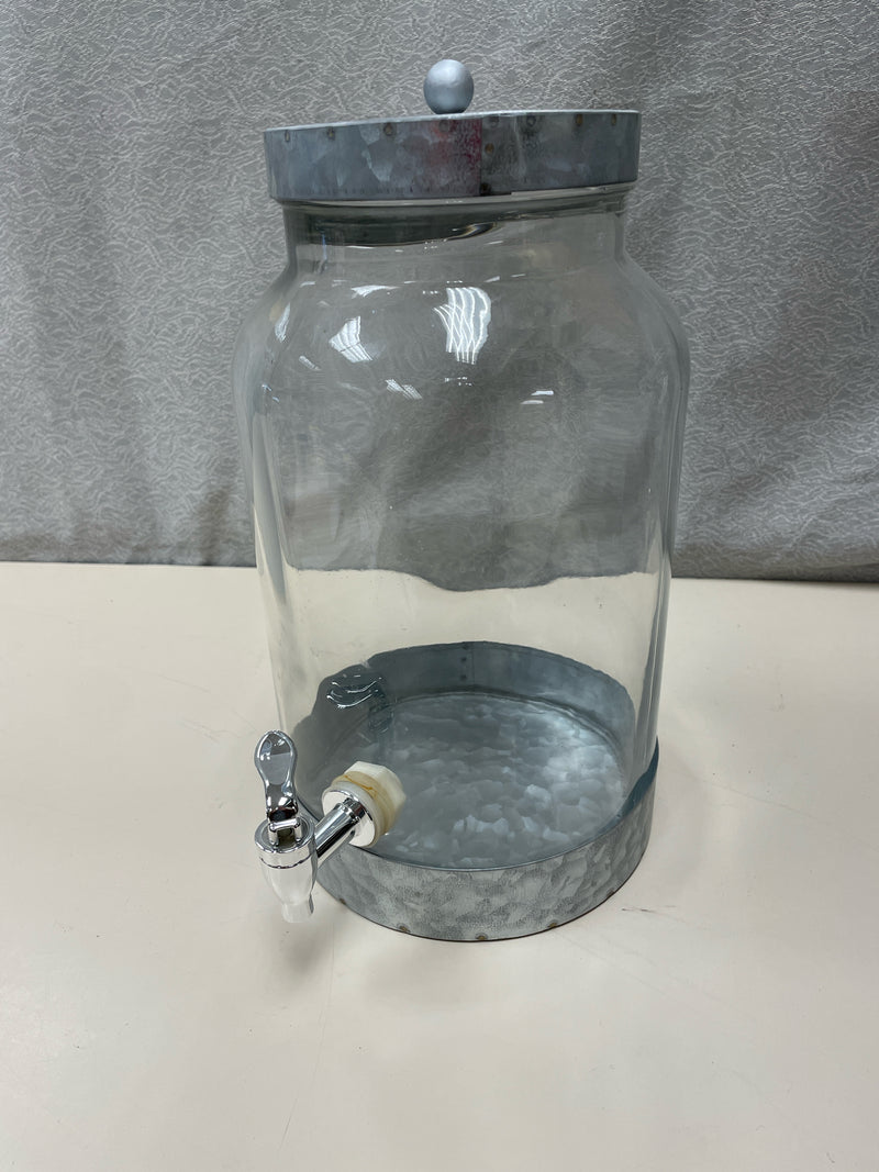 WATER DISPENSER W/METAL BASE