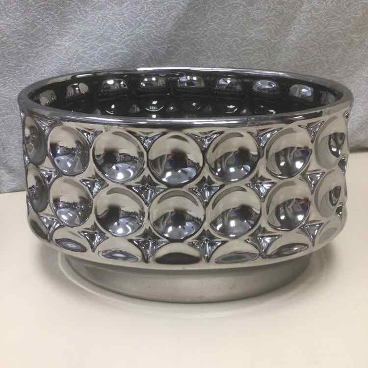 WIDE SILVER BUBBLE VASE