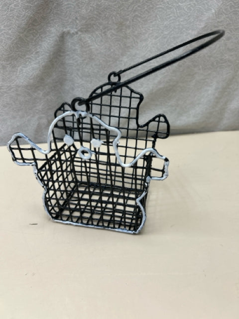 METAL GHOST WIRE BASKET