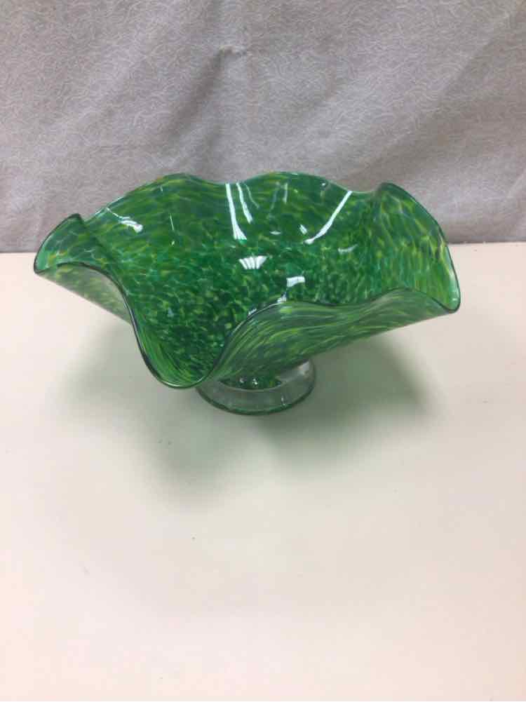 GREEN GLASS DISH