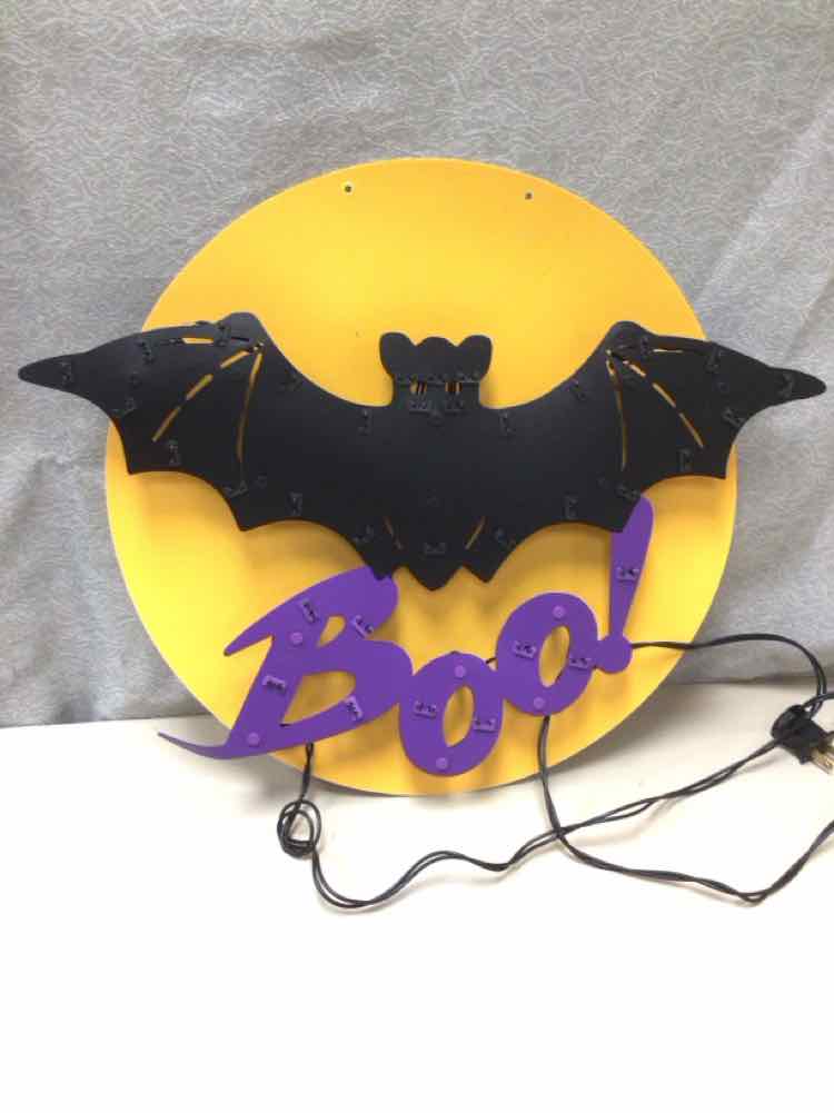 METAL "BOO" BAT LIGHT UP