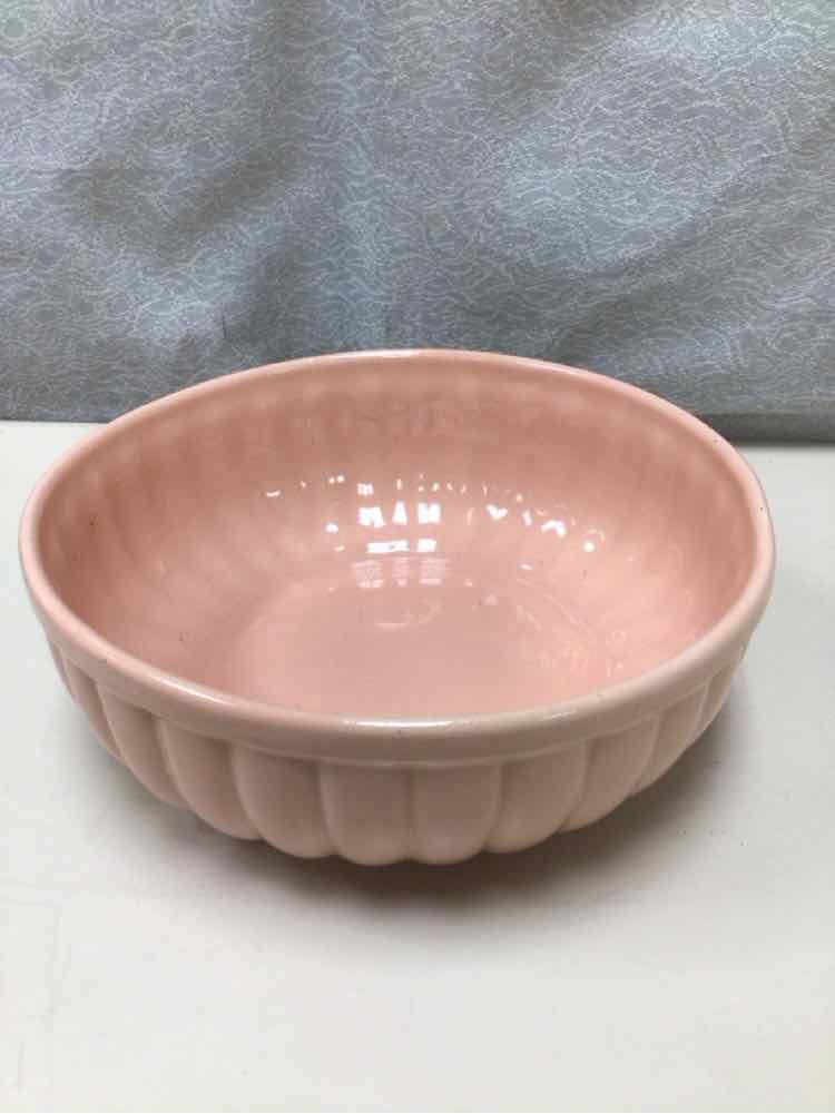 LIGHT PINK CERAMIC BOWL
