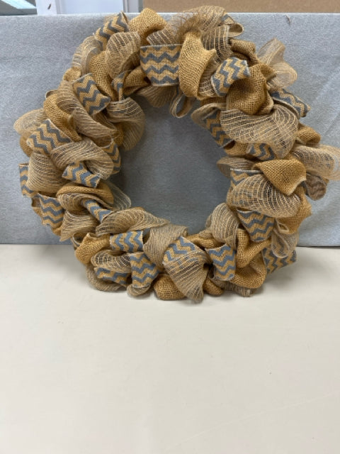BURLAP RIBBON WREATH