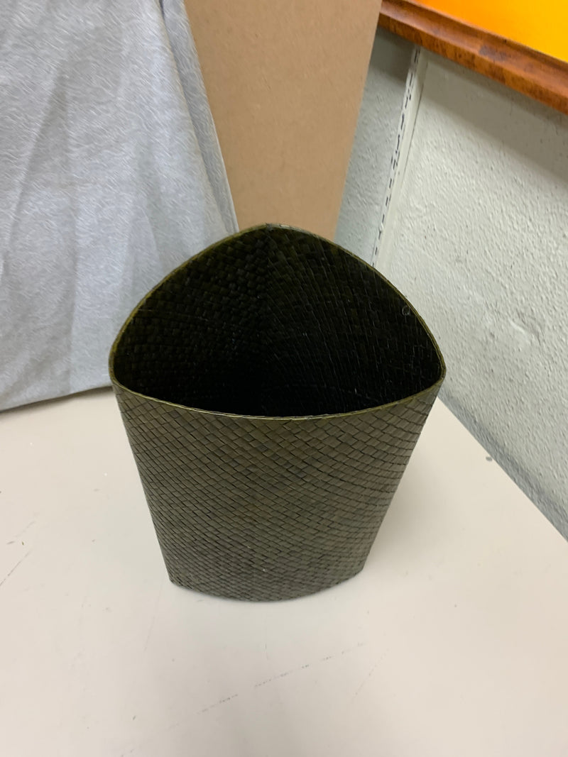 GREEN WEAVE TRASH CAN