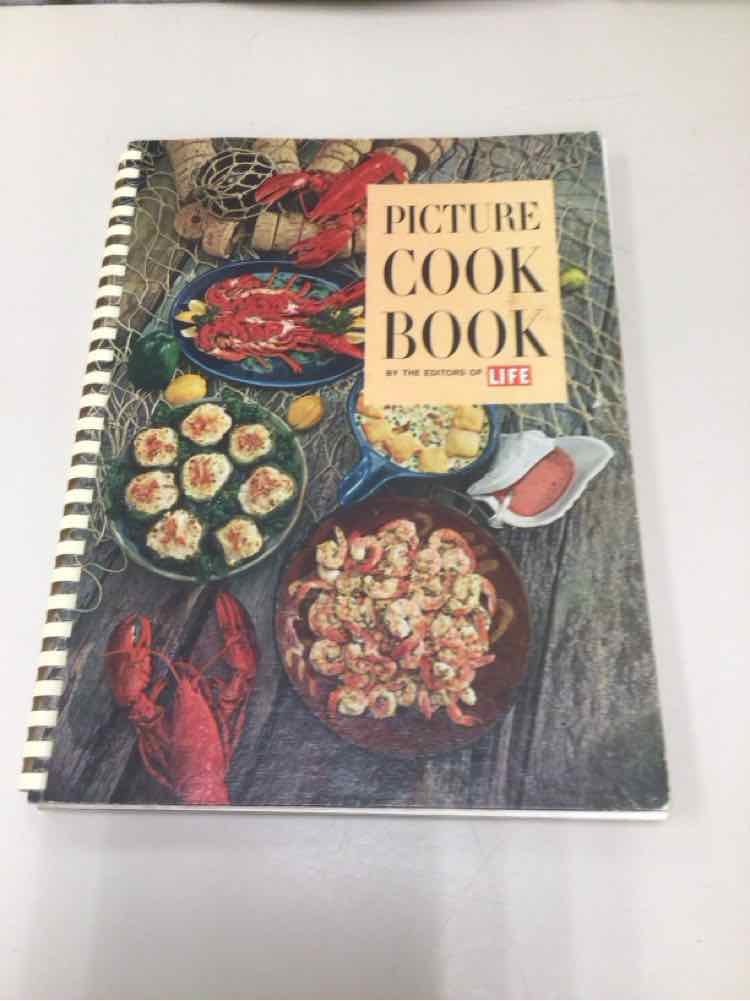 PICTURE COOK BOOK BY LIFE