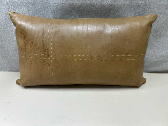 LIGHT LEATHER PILLOW