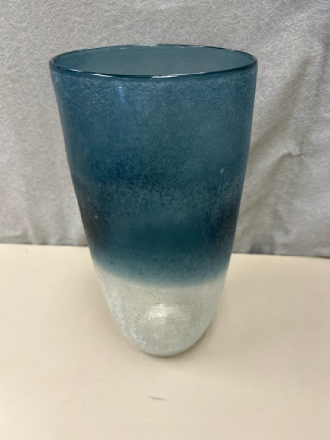 BLUE/CLEAR CRACKLY VASE