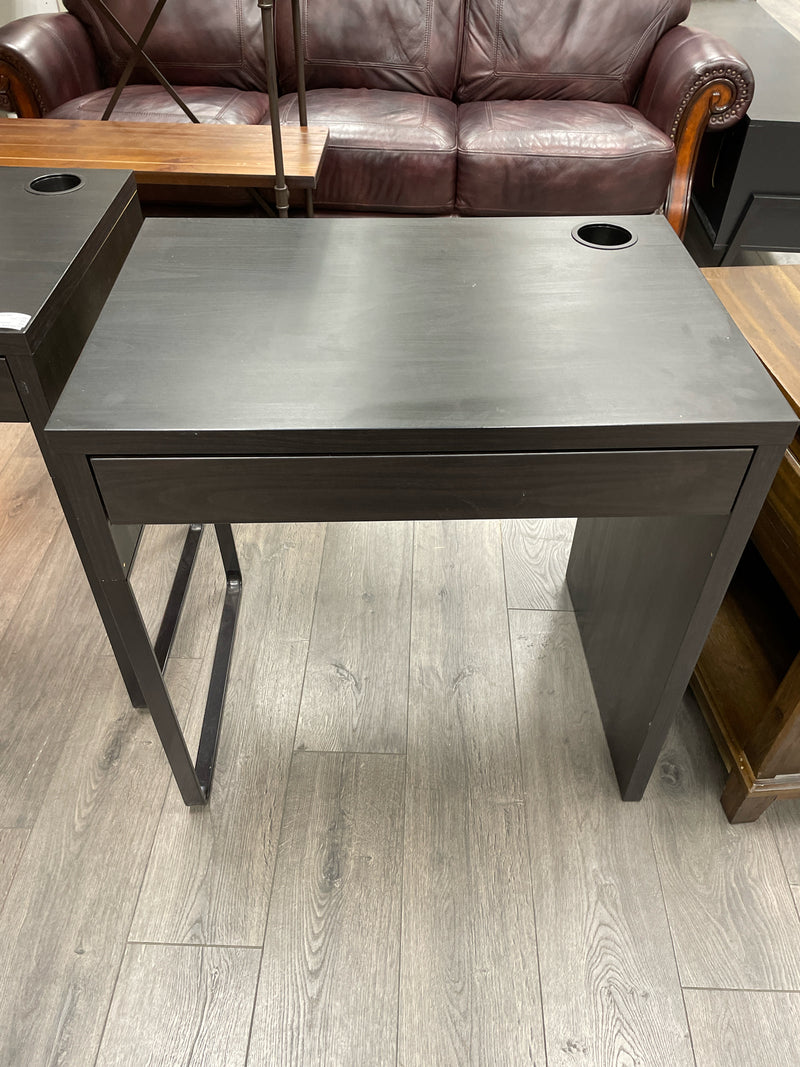 BLACK LAMINATE ONE DRAWER DESK