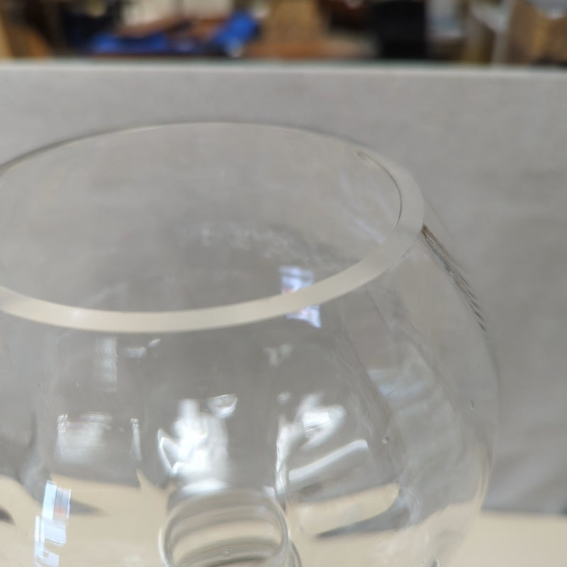 TALL GLASS CANDLEHOLDER