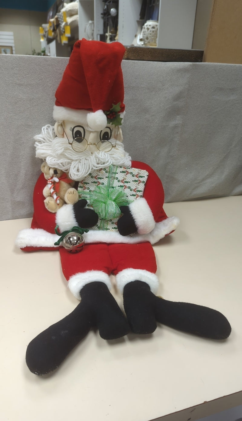 HANGING PLUSH SANTA