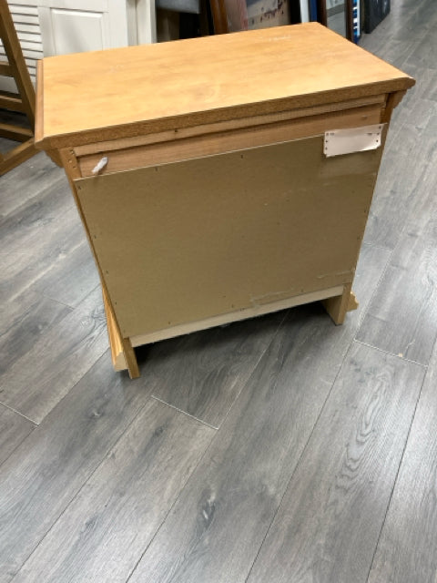 BLONDE WOOD NIGHTSTAND