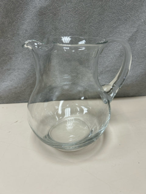 CLEAR GLASS PITCHER