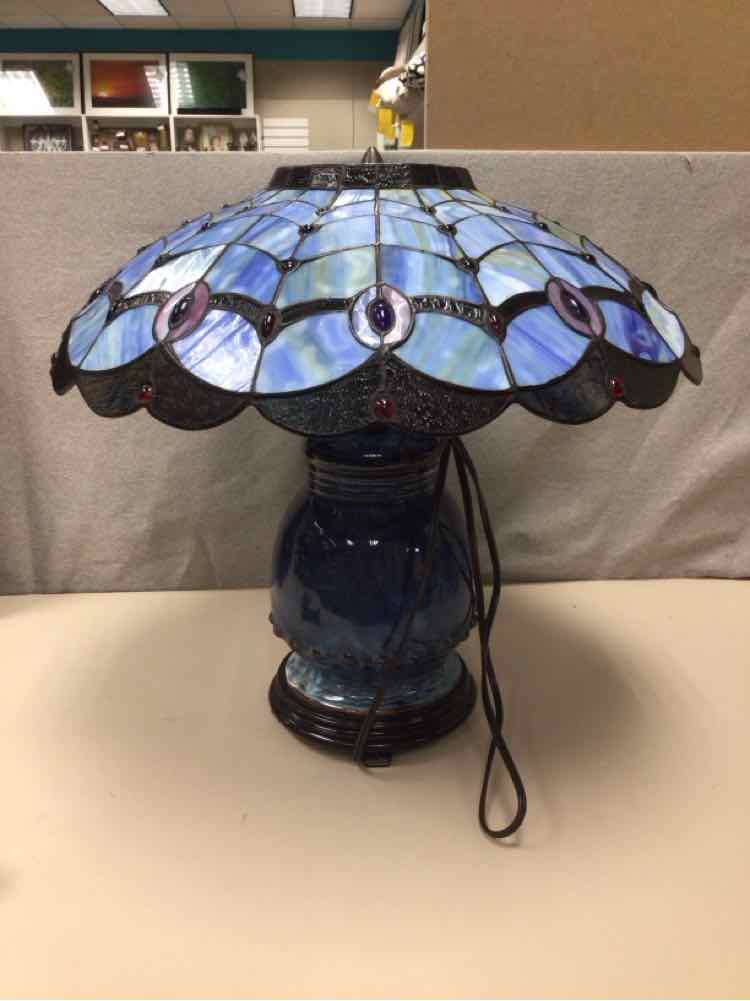 BLUE TIFFANY STYLE LAMP