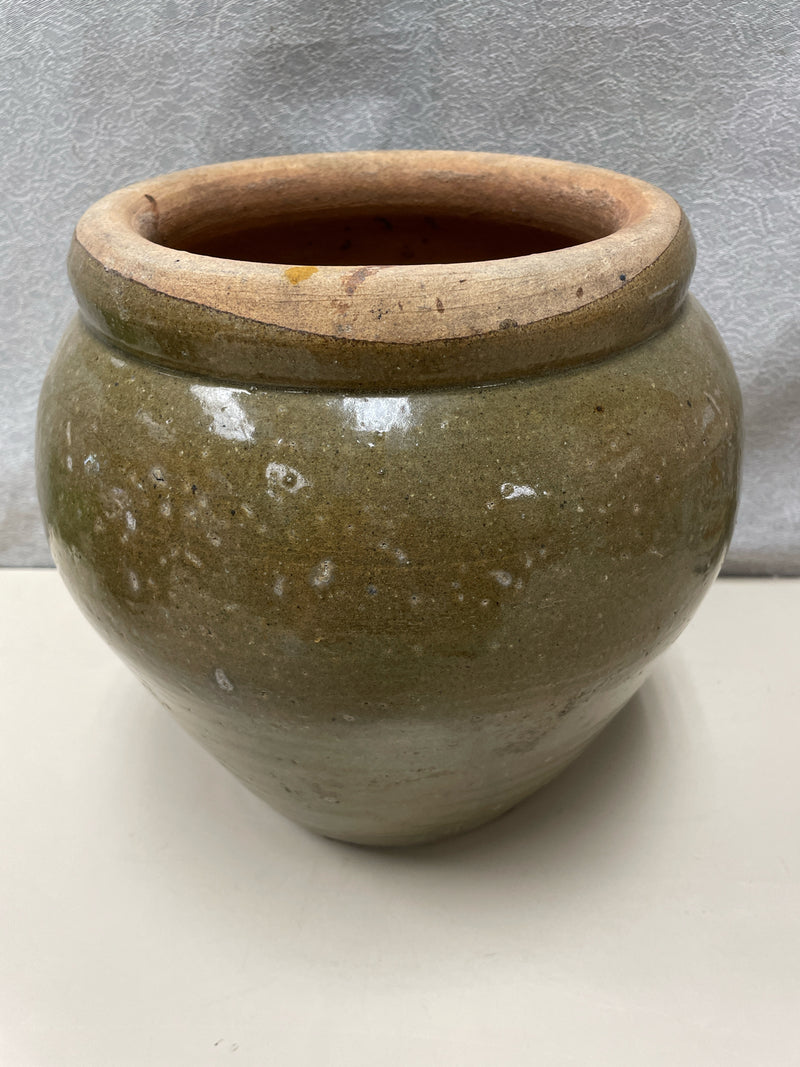 GREEN/BROWN POTTERY VASE