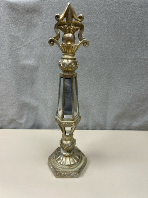 METALLIC/MIRRORED EMBLEM SCULPTURE