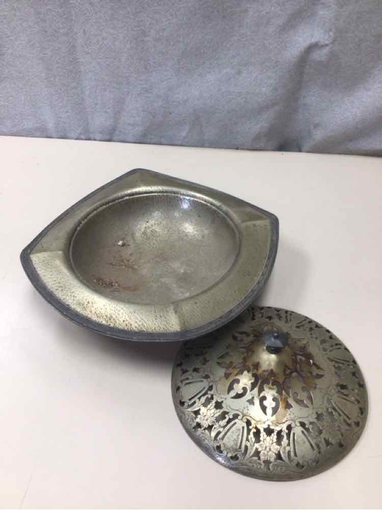 ANTIQUE DECORATIVE HOT COALS TABLE HAND WARMER