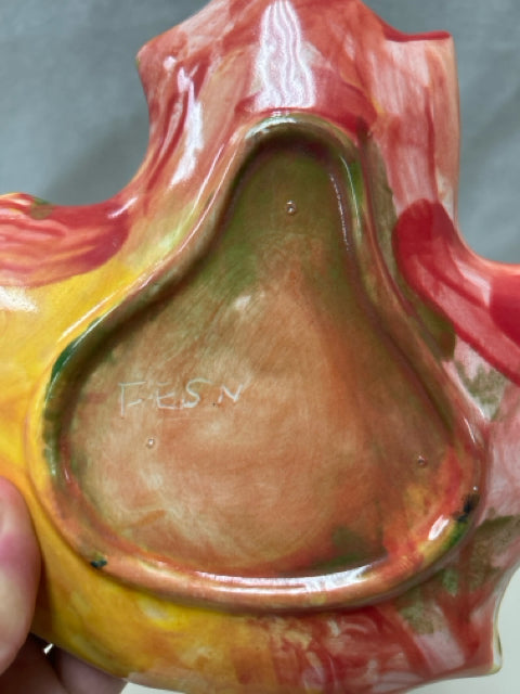 GREEN CERAMIC LEAF DISH