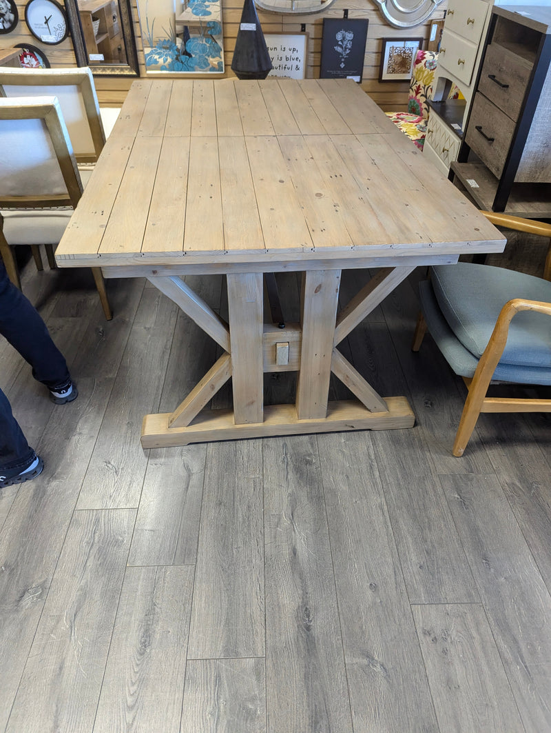 SOLID WOOD FARMHOUSE TABLE