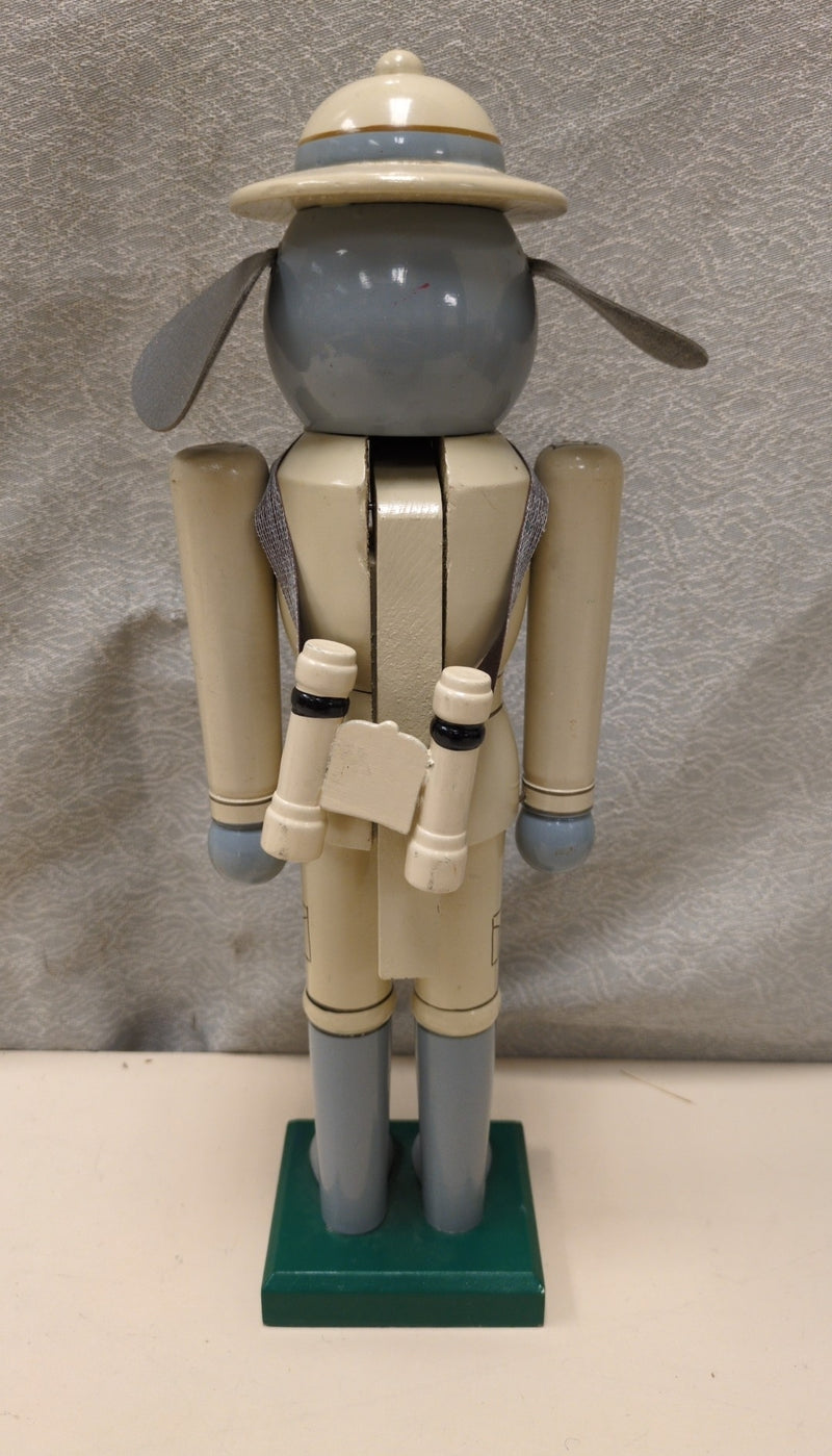 WOOD ELEPHANT NUTCRACKER