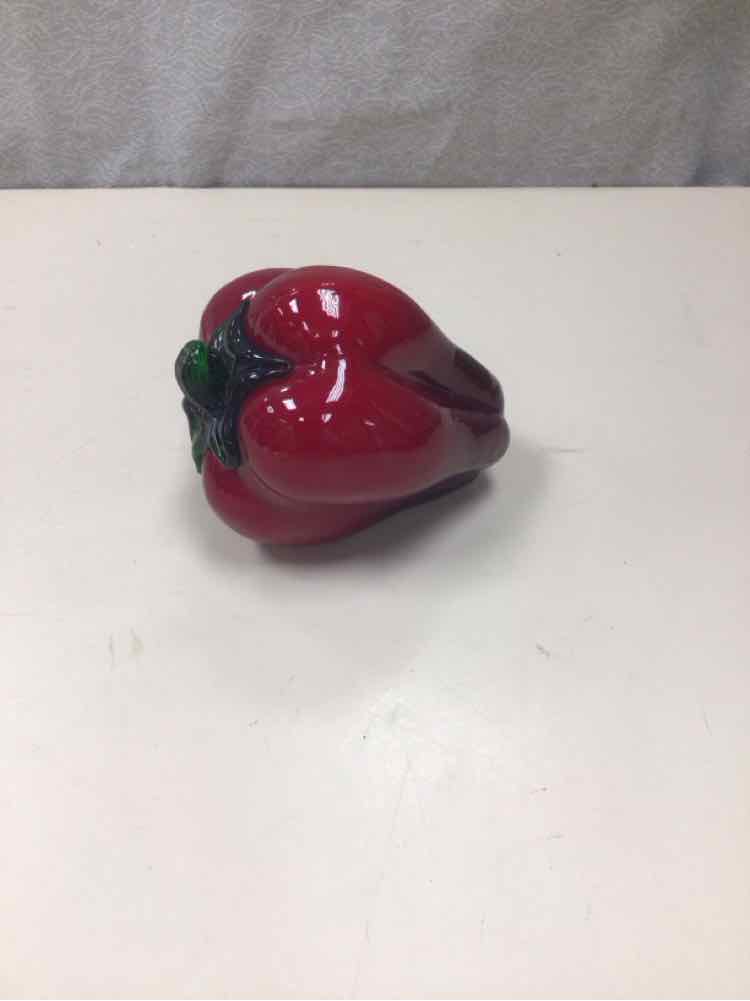 RED GLASS PEPPER