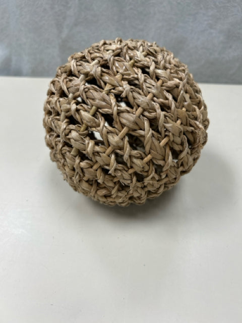 ROPE BALL